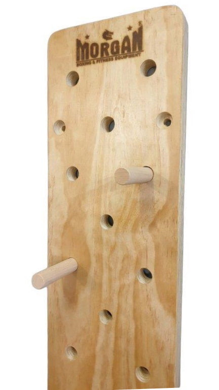 MORGAN 2.5m CLIMBING PEG BOARD